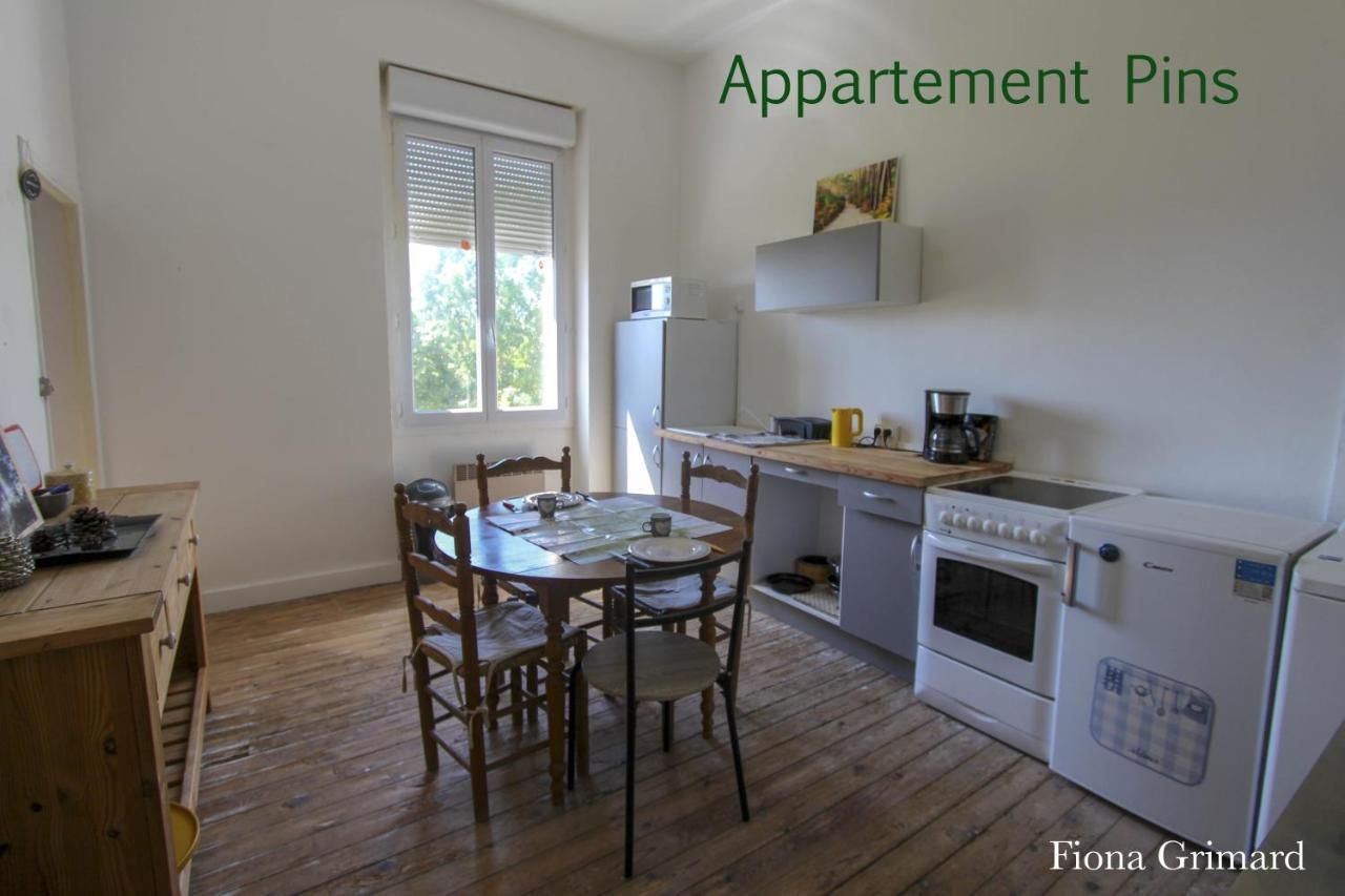 Bureaux Appartements Lesparre Medoc Exterior photo